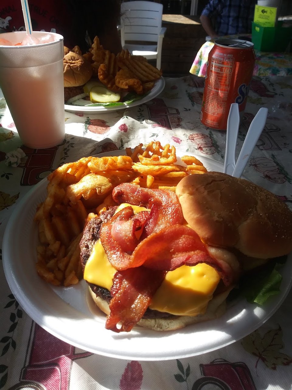 Bacon Cheeseburger